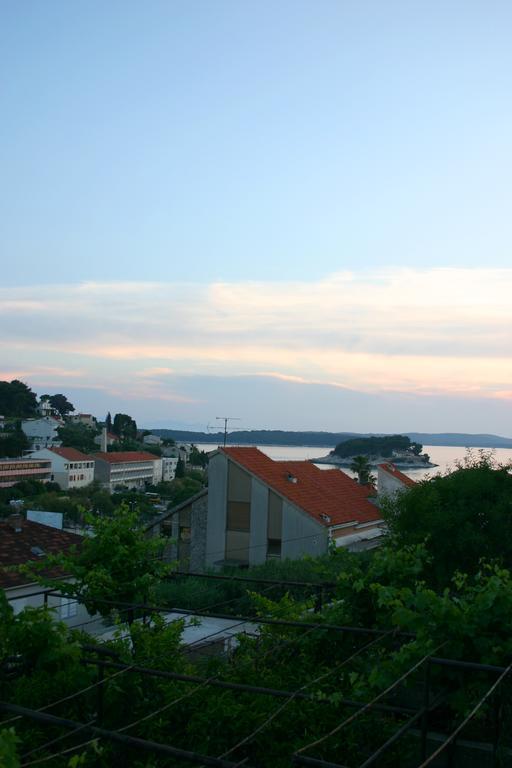 Cozy New Flat For 2 Or 3 Apartment Hvar Town Exterior photo