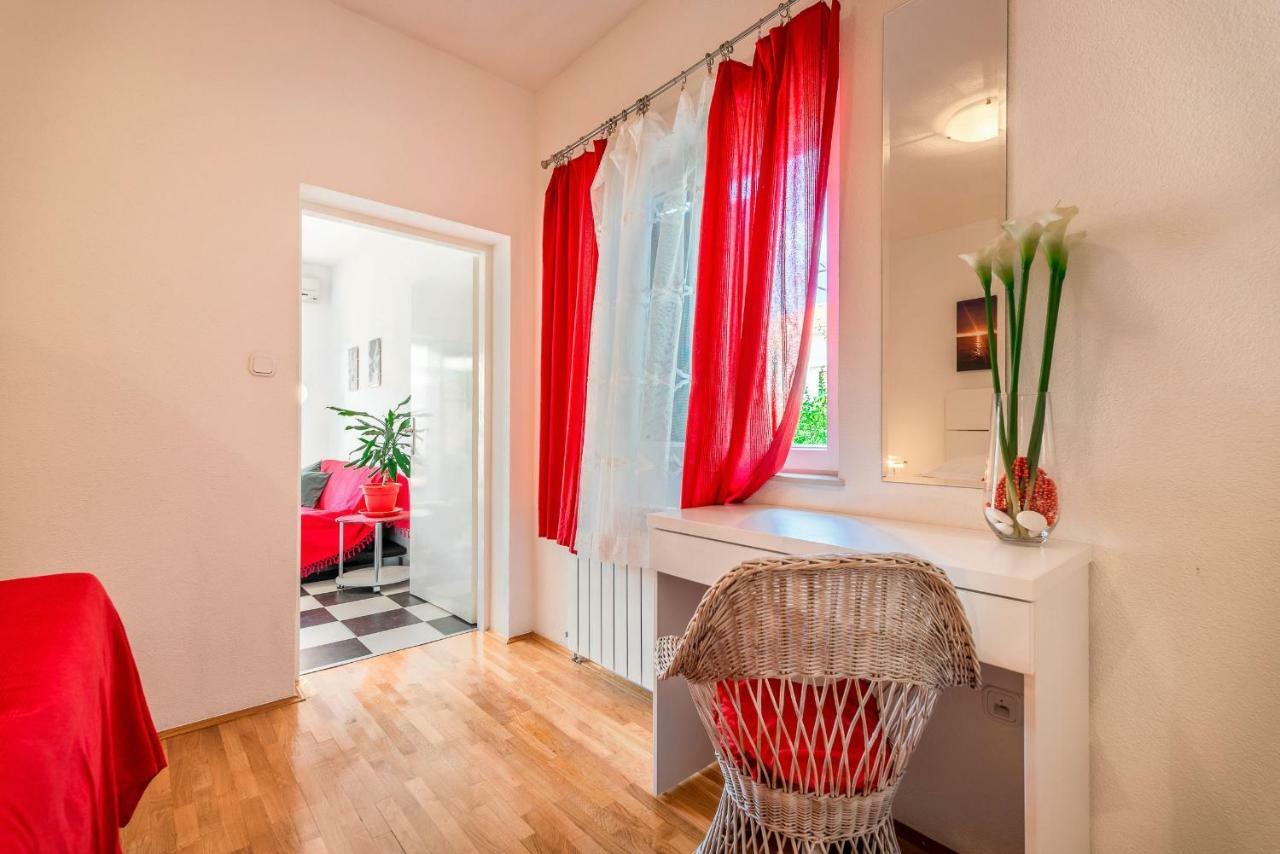 Cozy New Flat For 2 Or 3 Apartment Hvar Town Exterior photo